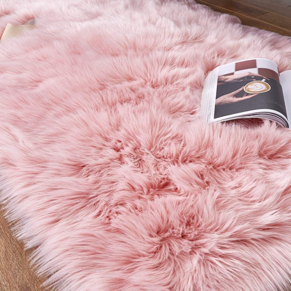 Pink Faux Fur Rug for Cosy Kids Rooms